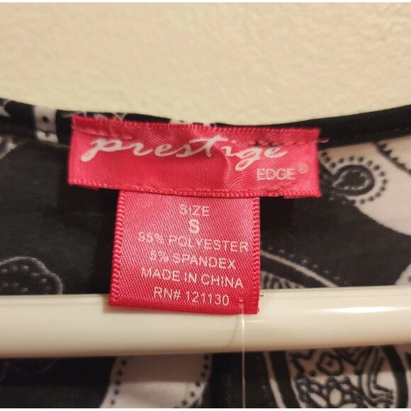 NWT Prestige Edge Women's Small Stretch Asymmetrical hemline Paisley relaxed fit - Picture 3 of 7